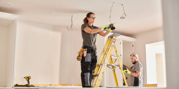 Best Affordable Emergency Electrician  in Centralia, IL
